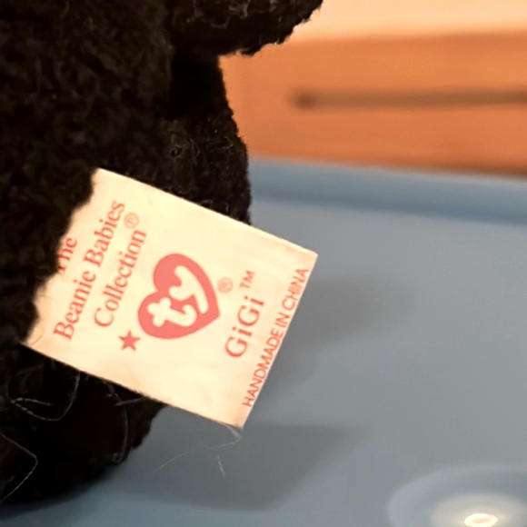 Look at this adorable GiGi!  Ty BB 1997! Collectible - Great Gift for your GiGi! - Picture 4 of 5